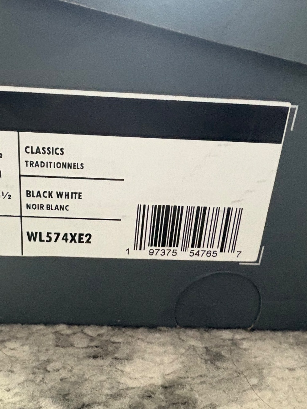 Women’s New Balance 574 Black/ White Sz. 9.5 - Picture 6 of 6